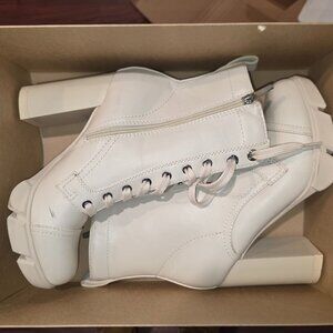 Nine West Cream Boots